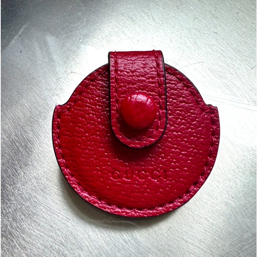 GUCCI pet AirTag holder-red-Like new
